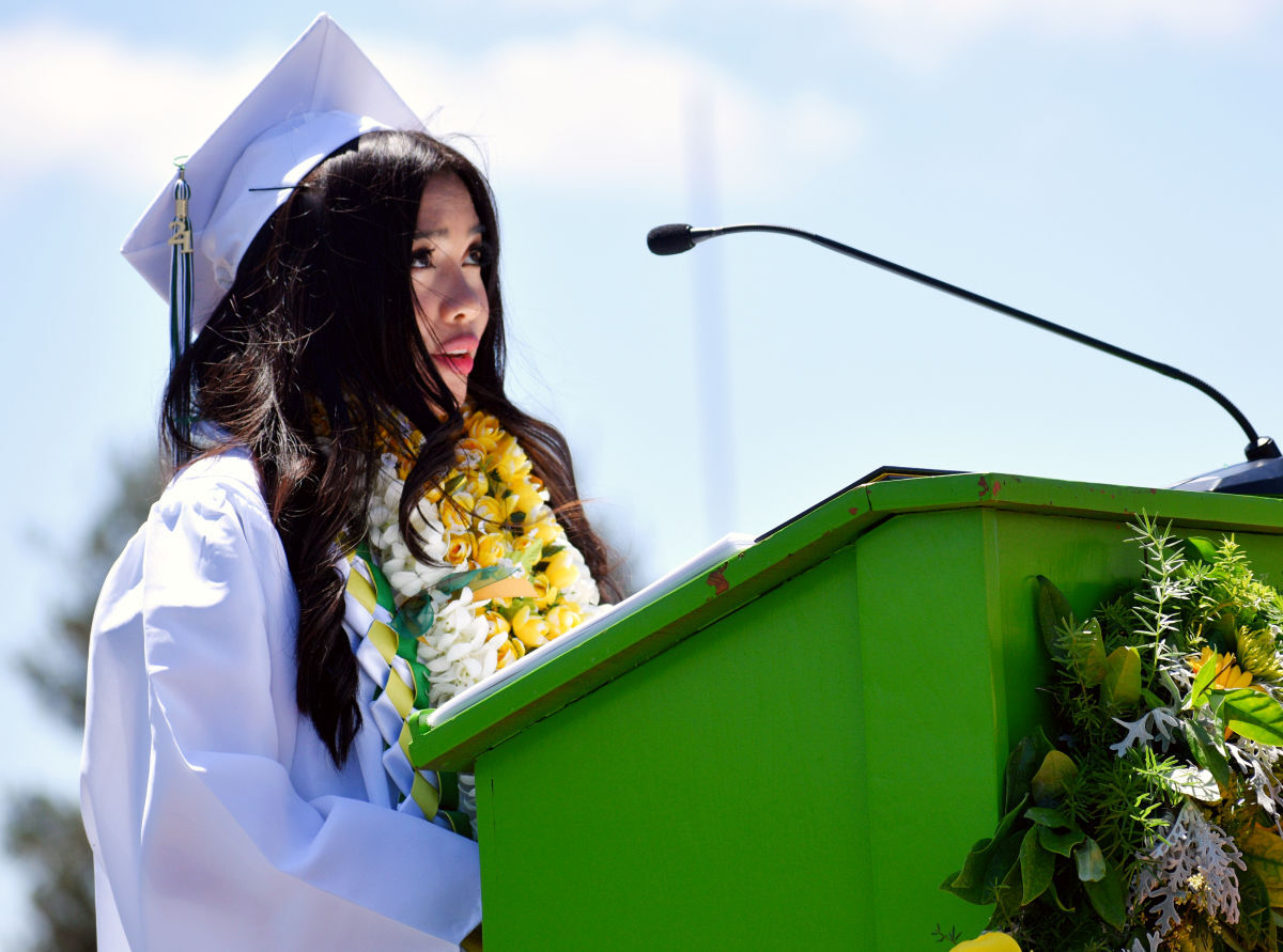 060921-smt-news-sjhs-graduation-011